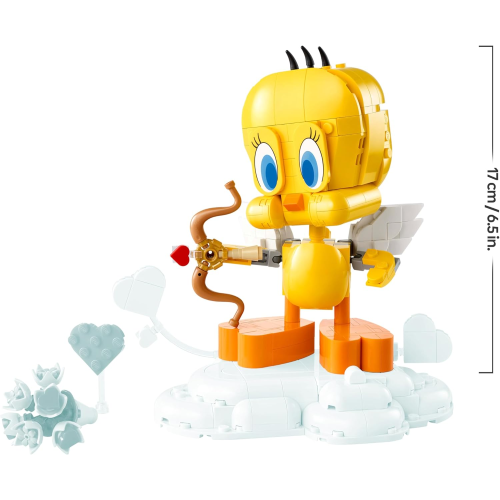 LEGO 40824 LOONEY TUNES, TITTI  Uccellino Esposizione con Mazzo di Fiori, Cuore, Arco di Cupido e Supporto a Forma di Nuvola