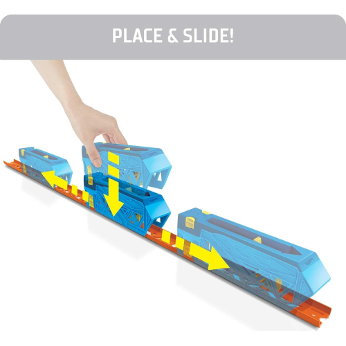 HOT WHEELS GVG08 TRACK BUILDER Unlimited Set Lanciatore Partenze Folli con 3 Pezzi di Pista e Macchinina -