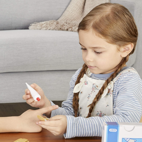 LITTLE TIKES KIT PICCOLO DOTTORE, First Aid Kit - Realistic Doctor Role Playing Set -25 ACCESSORI - 3 ANNI+