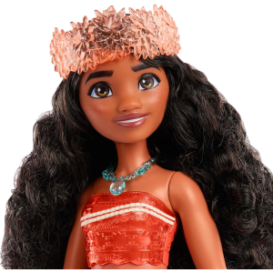 MATTEL HPG68 DISNEY PRINCESS VAIANA, bambola con capi e accessori scintillanti ispirati al film - 3 ANNI+